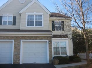 105 Dahlia Cir, Dayton, NJ