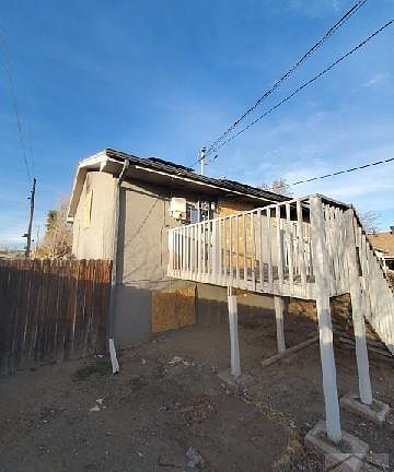 3rd image of 1602 Constitution Rd