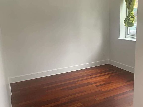 5th image of 20 Meserole St #1B
