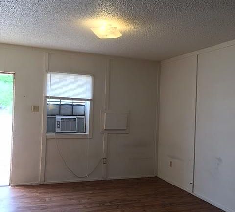 3rd image of 514 E 1st St #514