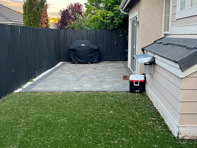 1237 Tule Dr — Photo 14