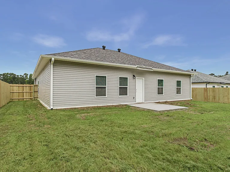 402 Redbud Ct — Photo 15