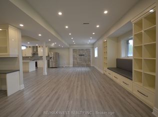 165 Woodgate Pines Dr #BASEMENT, Vaughan, ON L4H 4K5