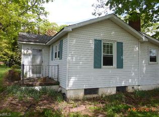 8885 Broad St, Rural Hall, NC 27045