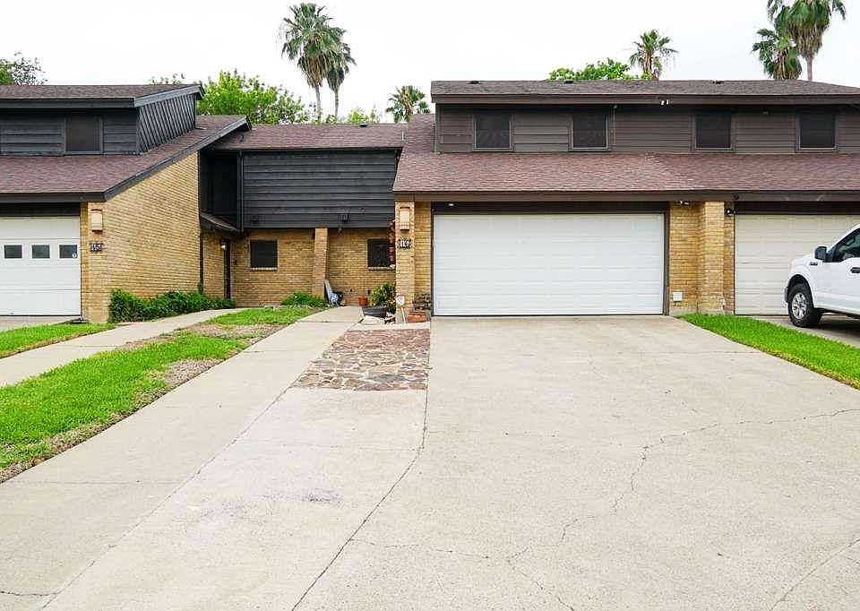 1st image of 16 Quadrangle Cir #16