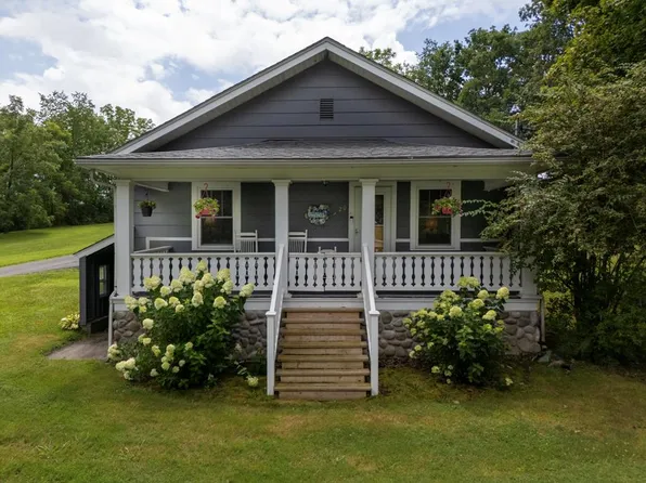 20 Crooked Run Rd, Fayetteville, WV 25840