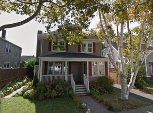 93 Kay St, Newport, RI 02840