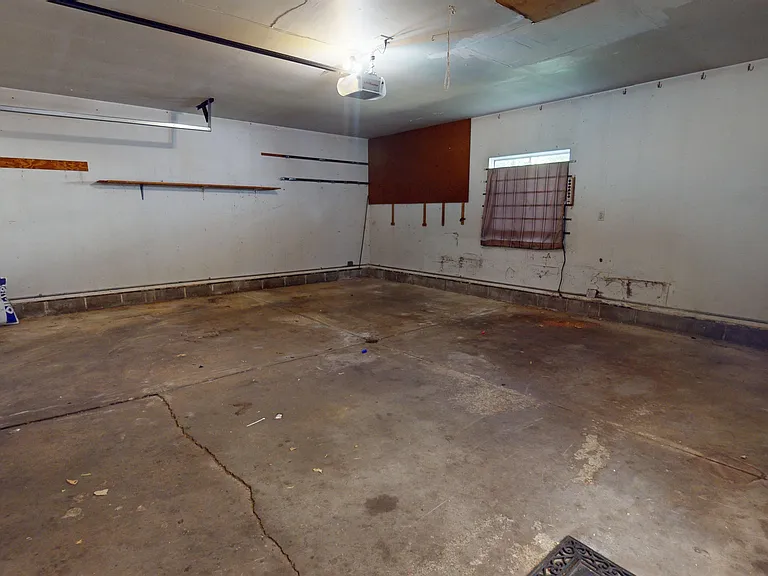 1530 Artman Ave — Photo 3