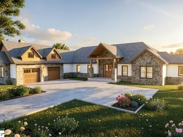 66 The Cliffs Pkwy, Landrum, SC 29356