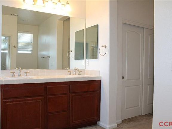 5th image of 2606 S Sadie Way