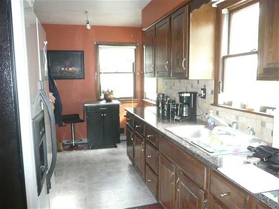 5th image of 2608 Buckingham Dr