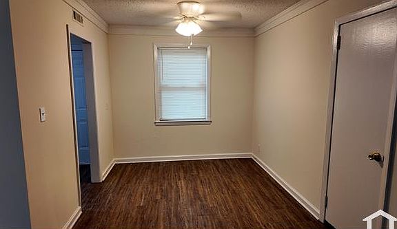 4th image of 2446 Juniper Dr