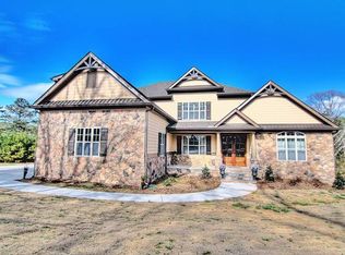 276 Greenwood Ln, Peachtree City, GA 30269