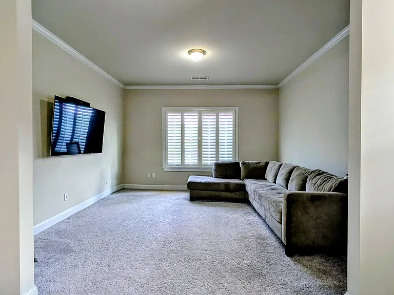 5542 Addison Woods Pl S — Photo 18