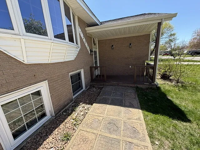 13016 Saratoga Ln N — Photo 19