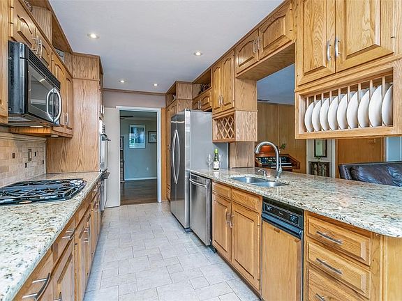 2nd image of 3606 Pebble Beach Dr