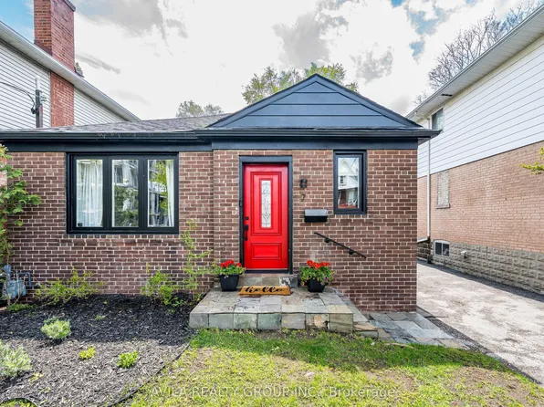 7 Edmund Ave, Toronto, ON M9N 1A2