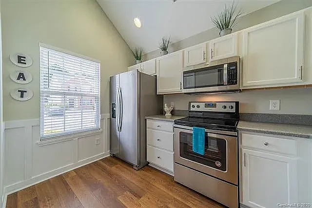 7511 Pilot Cove Ct — Photo 13