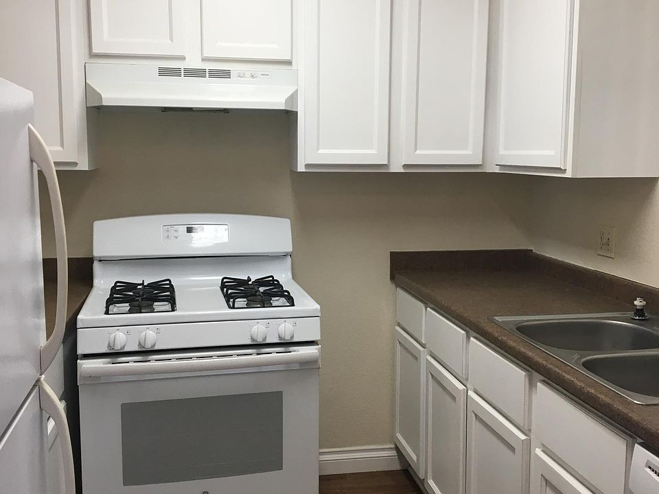 1st image of 124 W Ramona St APT 8