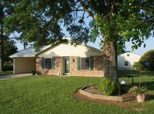 113 Eastland Ln, Rayne, LA 70578