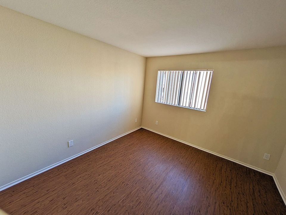 White Ridge Apts Apartment Rentals Northridge, CA Zillow