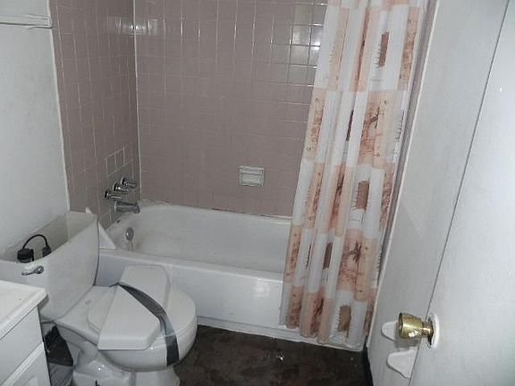 5th image of 7970 Audubon Ave APT 101