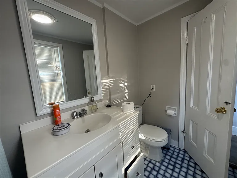 13 Quincy St #B — Photo 18