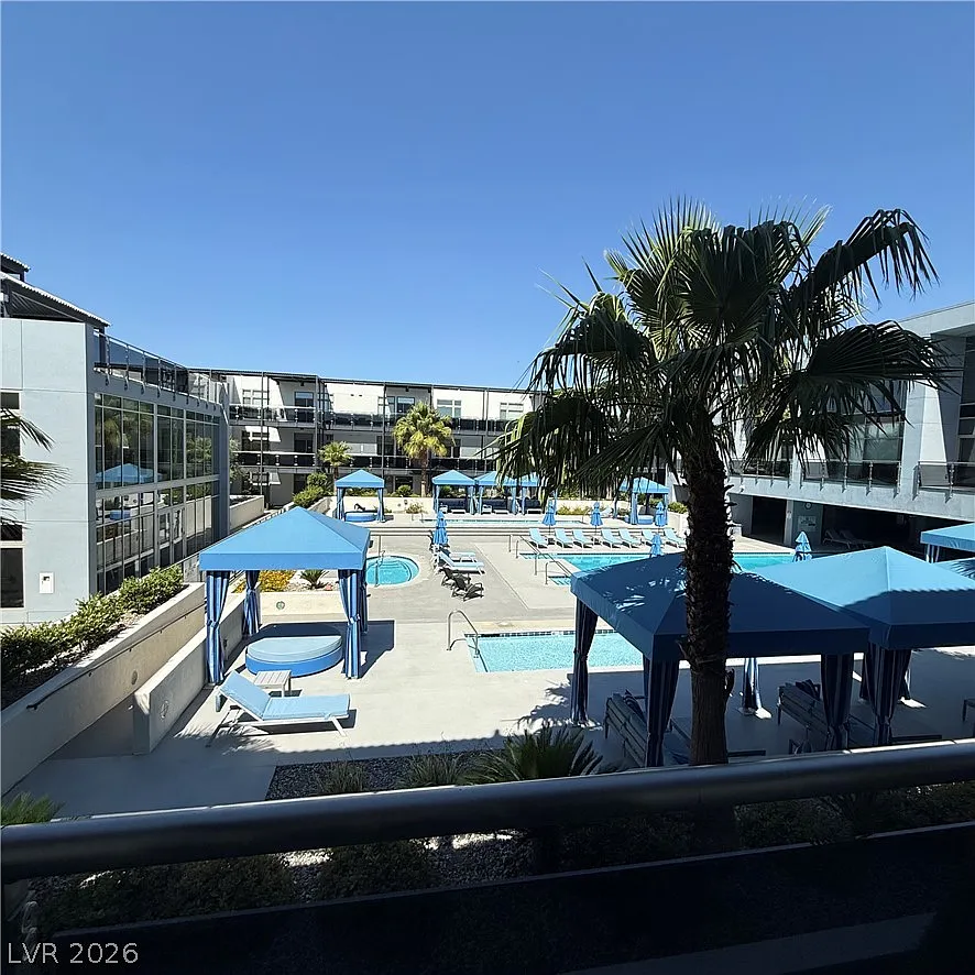 2 bed, 2.0 bath, 1539 sqft, $2,300 — Photo 1