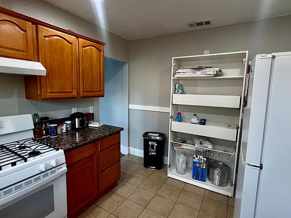 5th image of 3621 43rd St