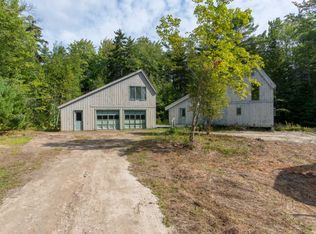 4 Firefly Dr, Freeport, ME 04032