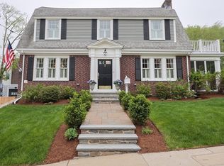 37 Pelton St, West Roxbury, MA 02132