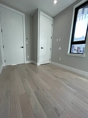 Rented by The MJS Group NY LLC | media 27