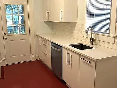 238 E Patterson Ave — Photo 5