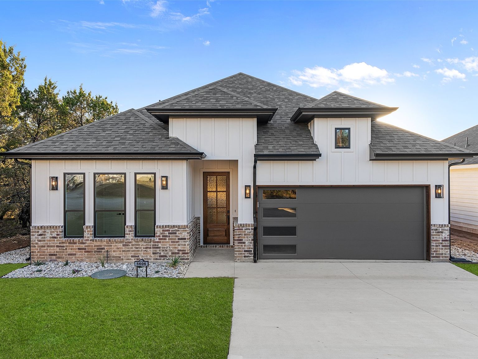 5606 San Jacinto Dr, Granbury, TX 76048 | Zillow