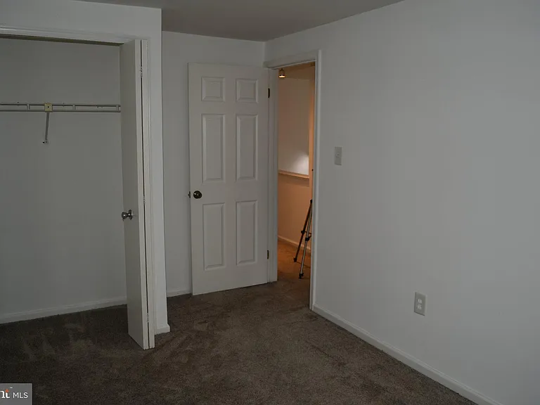 14380 Gringsby Ct — Photo 8