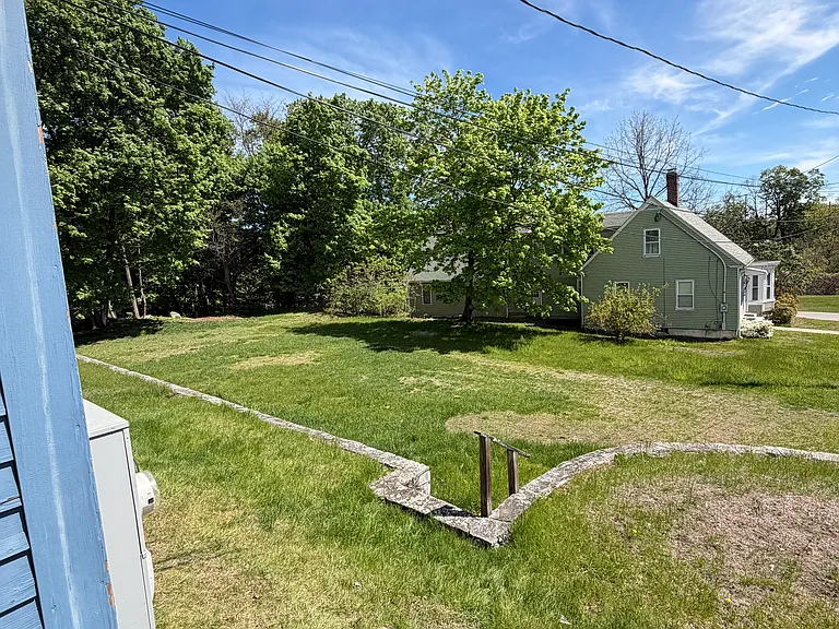 6 Edwards Pl #2 — Photo 9