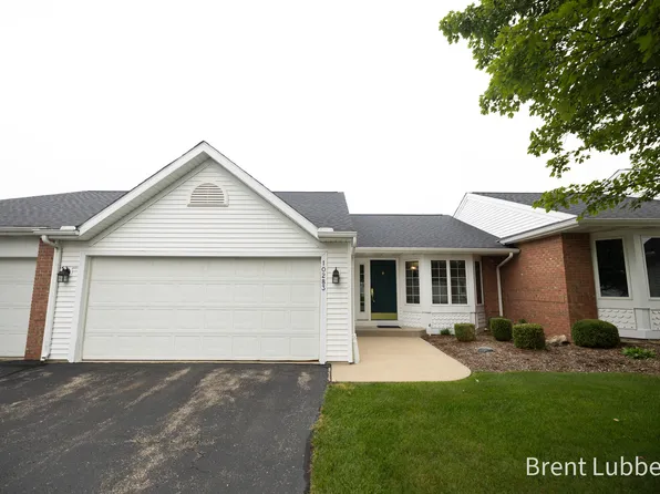 10283 Castlecourt #7, Zeeland, MI 49464