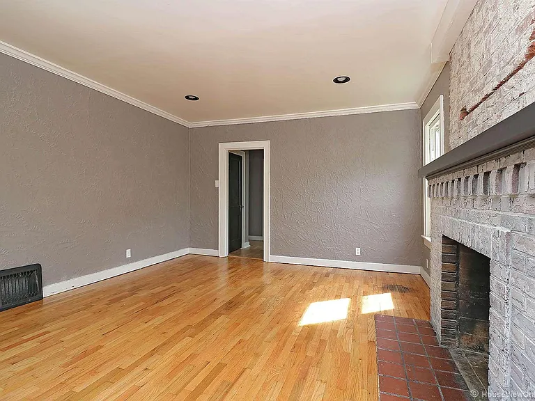 1435 Rose St — Photo 16
