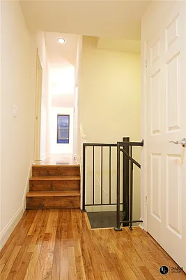 Rented by JK Dansar Corp | media 40