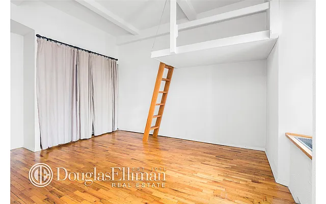 Rented by Douglas Elliman | media 14