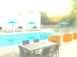 17938 Burbank Blvd #3166, Encino, CA 91316