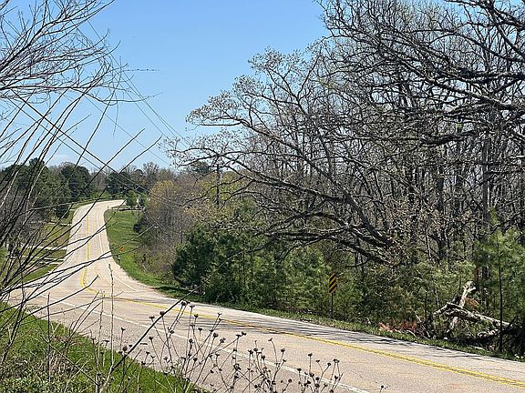 2nd image of 20335 N Highway 71