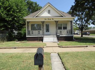 925 Johnstown Ave, Salina, KS 67401