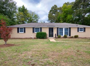 211 Lilac Dr, Prattville, AL 36067