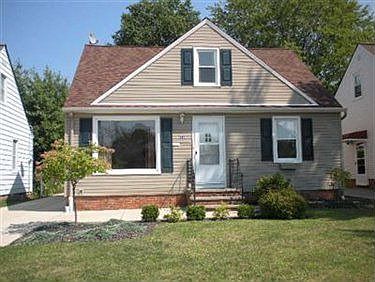 1st image of 1553 Fruitland Ave