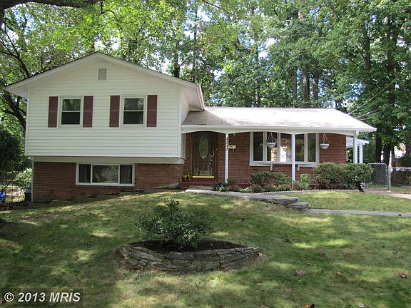 2nd image of 4217 Landgreen St