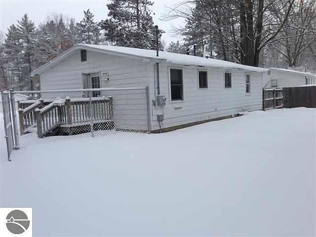 1st image of 1917 Outer Dr W