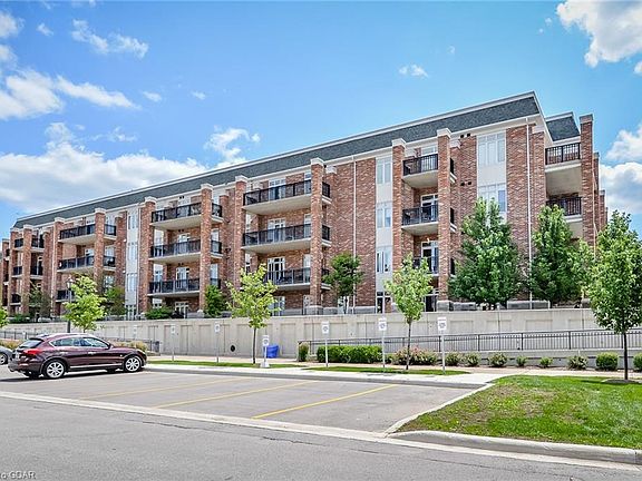 4th image of 65 Bayberry Dr #105