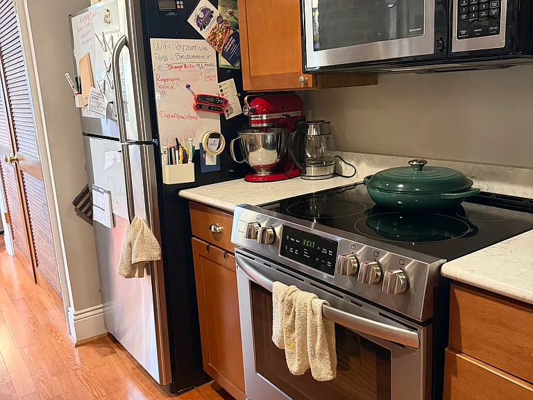1515 Park Rd NW #2 — Photo 8