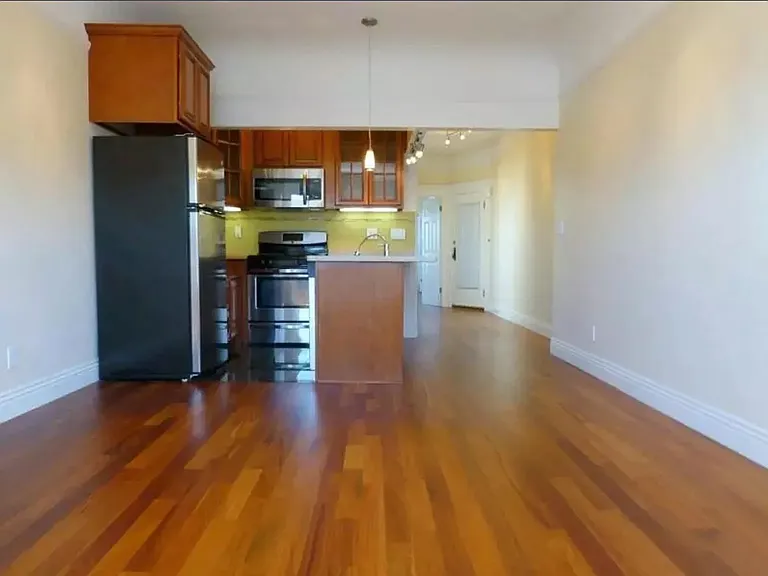 624 Shrader St #8 — Photo 1